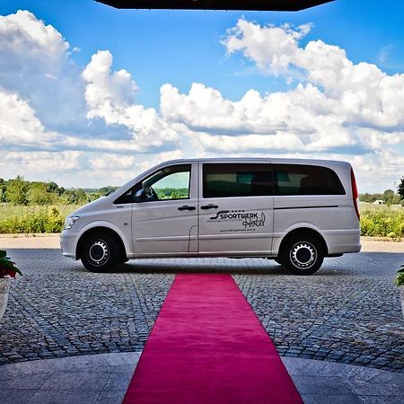 Hotel Sportwerk Tyniec Maly Exterior photo